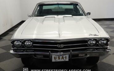 Unknown-Chevelle-1969-Cortez-Silver-Black-20