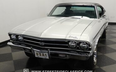 Unknown-Chevelle-1969-Cortez-Silver-Black-21
