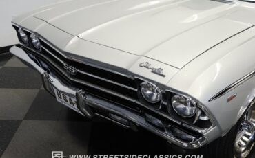Unknown-Chevelle-1969-Cortez-Silver-Black-23