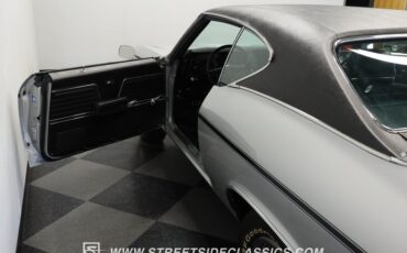 Unknown-Chevelle-1969-Cortez-Silver-Black-34