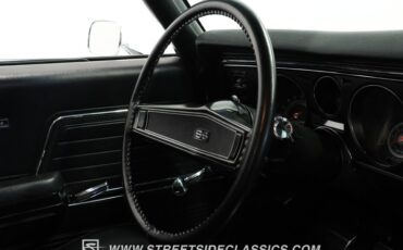 Unknown-Chevelle-1969-Cortez-Silver-Black-45