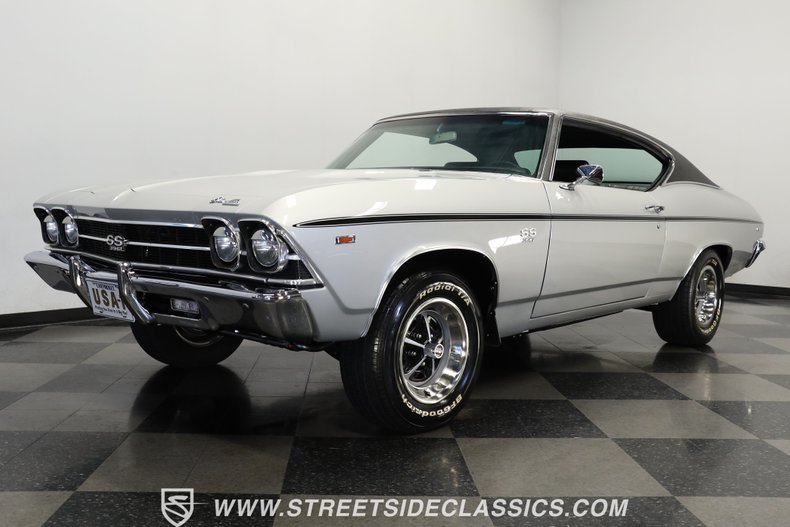 Unknown-Chevelle-1969-Cortez-Silver-Black-8