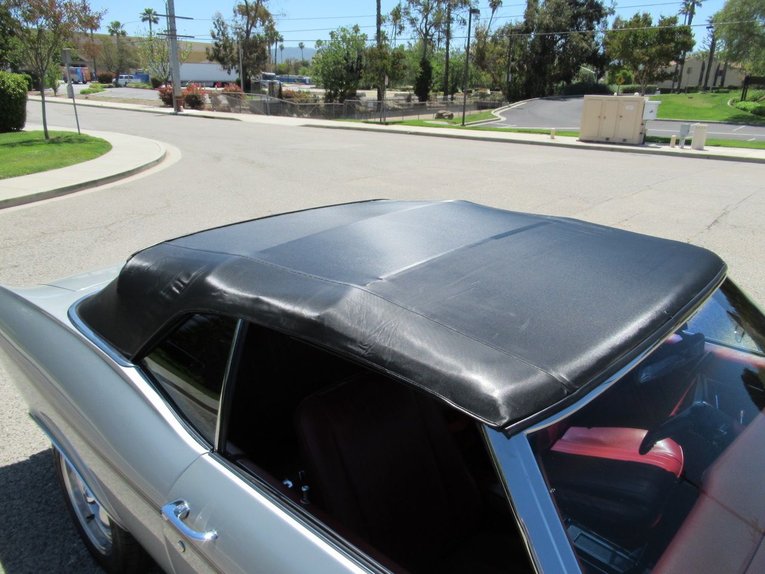 Unknown-Chevelle-1969-Cortez-Silver-Red-17