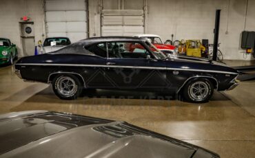 Unknown-Chevelle-1969-Dark-Blue-Black-2