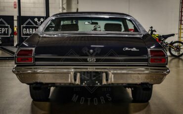 Unknown-Chevelle-1969-Dark-Blue-Black-43
