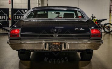 Unknown-Chevelle-1969-Dark-Blue-Black-44