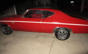 Unknown-Chevelle-1969-Garnet-Red-Garnet-Red-2