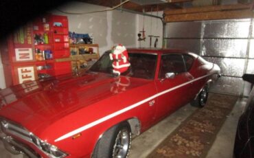 Unknown-Chevelle-1969-Garnet-Red-Garnet-Red