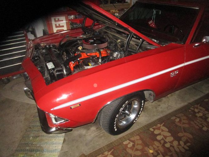 Unknown-Chevelle-1969-Garnet-Red-Garnet-Red-4