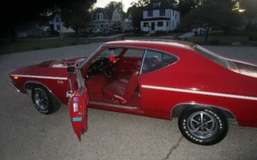 Unknown-Chevelle-1969-Garnet-Red-Garnet-Red-6