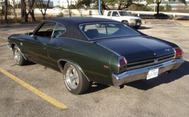 Unknown-Chevelle-1969-Green-Black-3