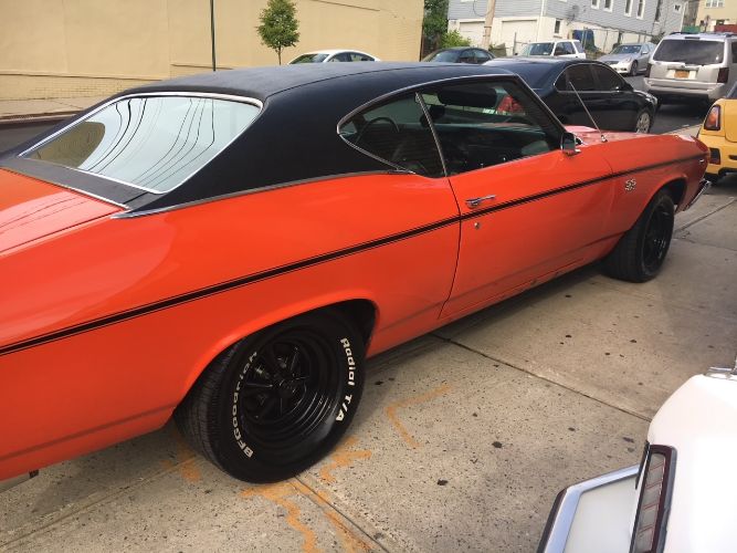 Unknown-Chevelle-1969-Hugger-Orange-Black-Deluxe-Vinyl-17