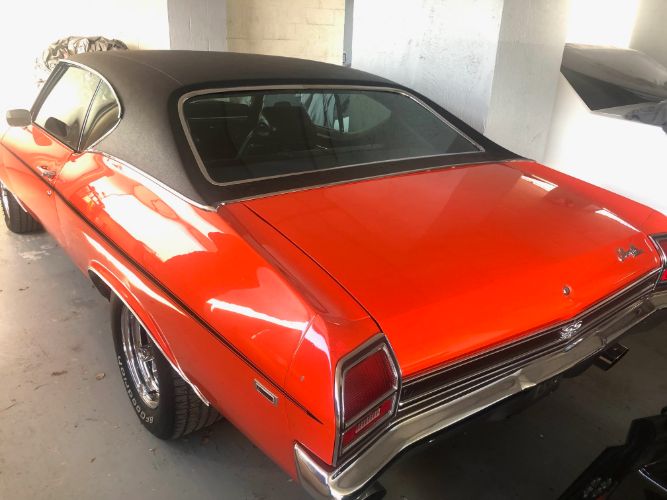 Unknown-Chevelle-1969-Hugger-Orange-Black-Deluxe-Vinyl-7