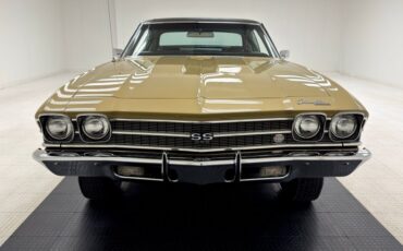 Unknown-Chevelle-1969-Olympic-Gold-Black-19