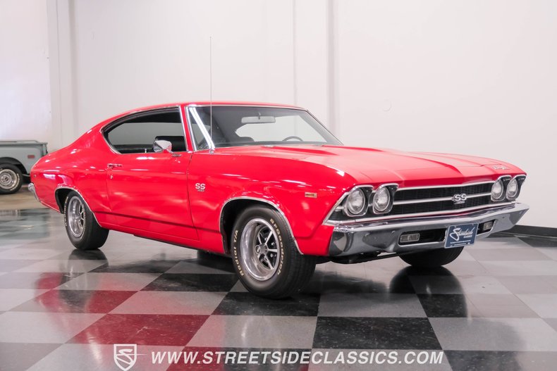 Unknown-Chevelle-1969-Red-Black-12