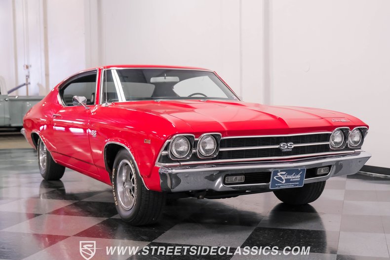 Unknown-Chevelle-1969-Red-Black-13