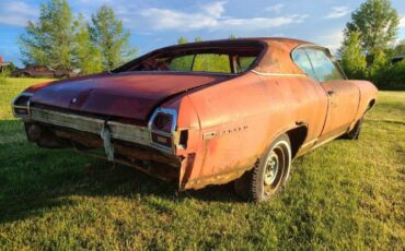 Unknown-Chevelle-1969-Red-Black-13