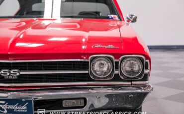 Unknown-Chevelle-1969-Red-Black-15
