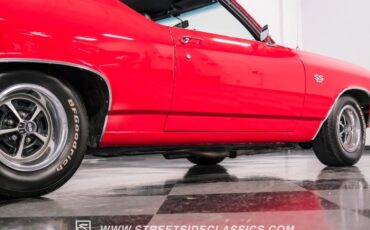 Unknown-Chevelle-1969-Red-Black-18