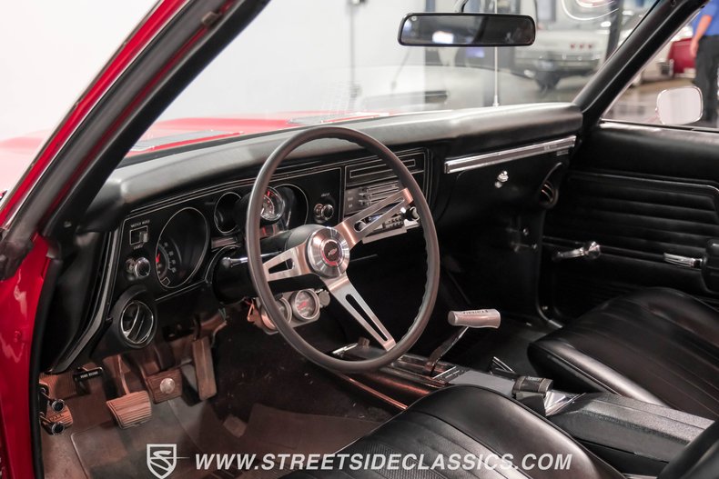Unknown-Chevelle-1969-Red-Black-2