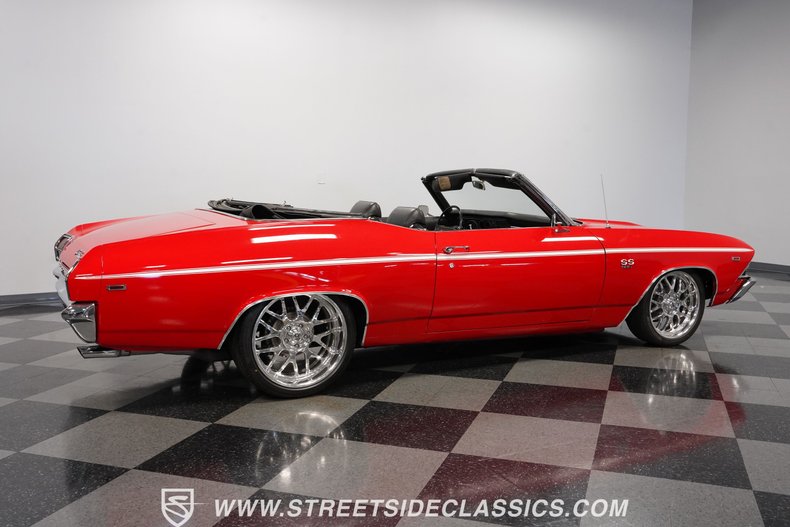 Unknown-Chevelle-1969-Red-Black-21