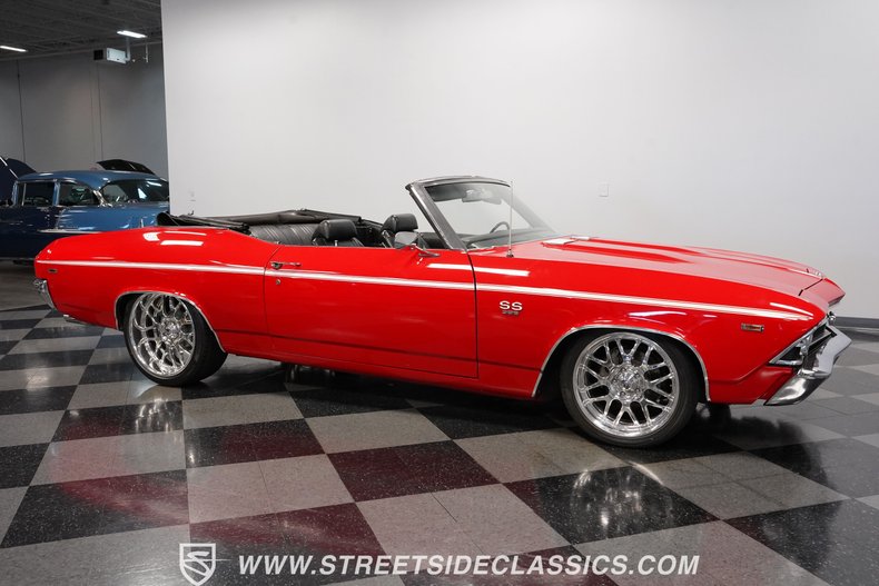 Unknown-Chevelle-1969-Red-Black-23