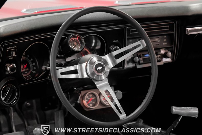 Unknown-Chevelle-1969-Red-Black-25