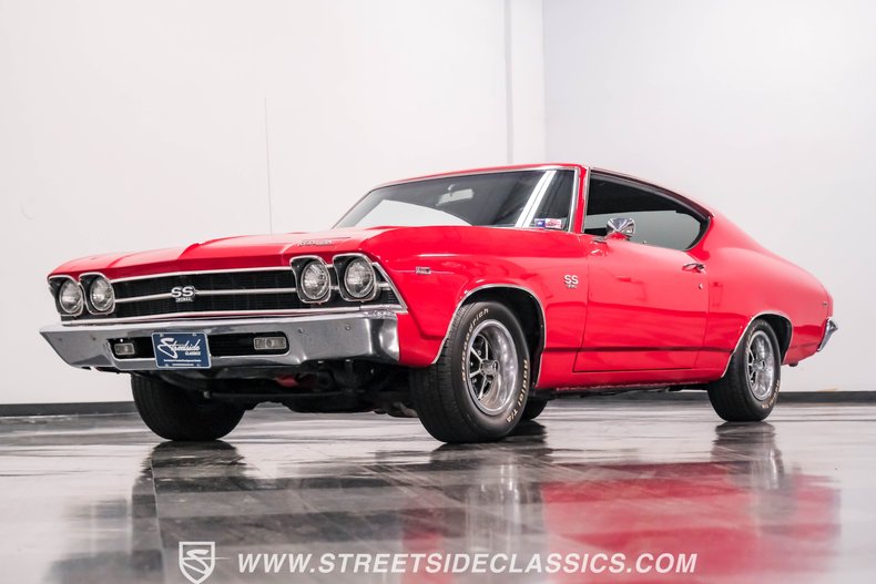 Unknown-Chevelle-1969-Red-Black-26