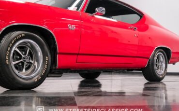 Unknown-Chevelle-1969-Red-Black-27
