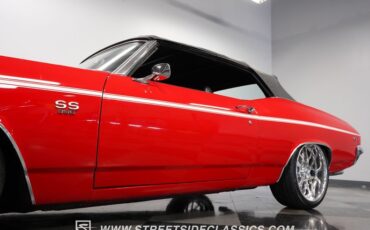 Unknown-Chevelle-1969-Red-Black-27