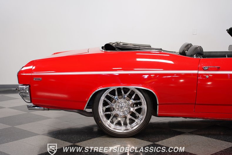 Unknown-Chevelle-1969-Red-Black-33