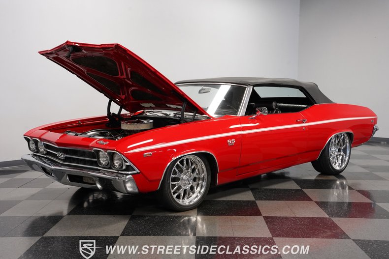 Unknown-Chevelle-1969-Red-Black-35