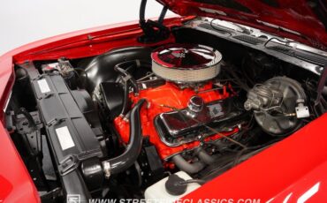 Unknown-Chevelle-1969-Red-Black-36