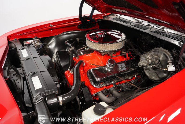 Unknown-Chevelle-1969-Red-Black-36