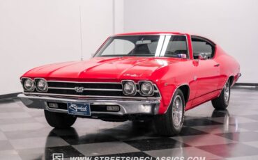 Unknown-Chevelle-1969-Red-Black-44