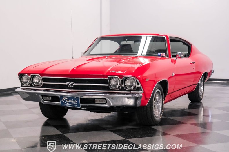 Unknown-Chevelle-1969-Red-Black-44