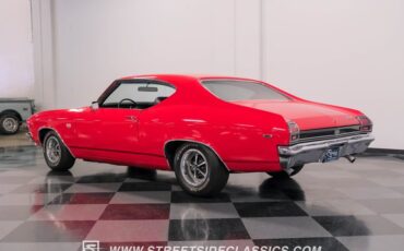 Unknown-Chevelle-1969-Red-Black-5
