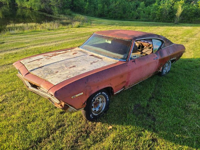 Unknown-Chevelle-1969-Red-Black-5
