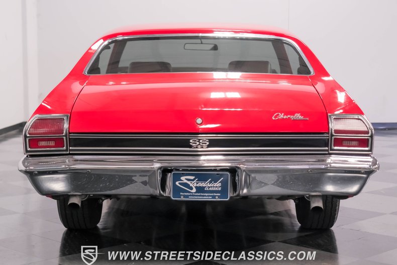 Unknown-Chevelle-1969-Red-Black-7
