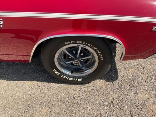 Unknown-Chevelle-1969-Red-White-1