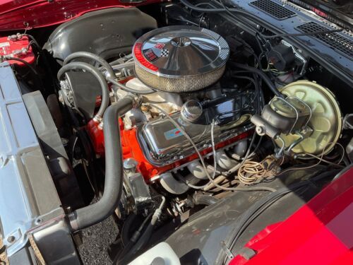 Unknown-Chevelle-1969-Red-White-2