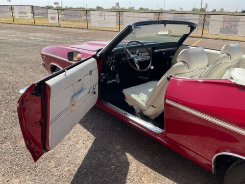 Unknown-Chevelle-1969-Red-White-8