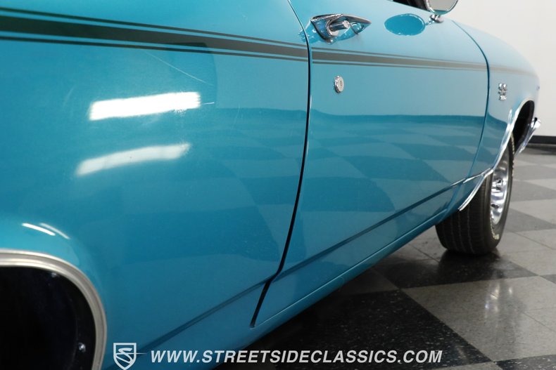 Unknown-Chevelle-1969-Turquoise-Metallic-Black-33