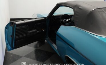 Unknown-Chevelle-1969-Turquoise-Metallic-Black-39