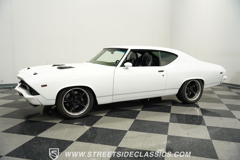 Unknown-Chevelle-1969-White-Black-13