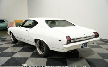 Unknown-Chevelle-1969-White-Black-16