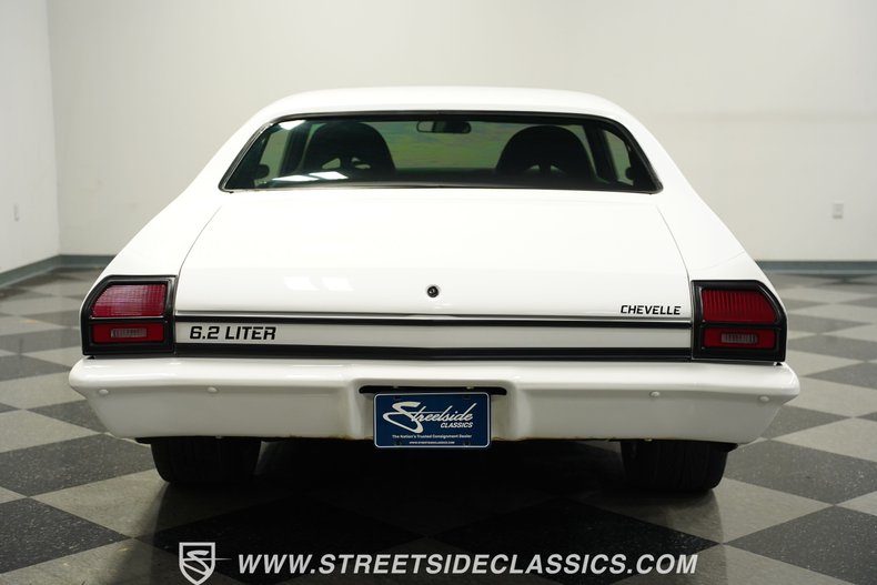 Unknown-Chevelle-1969-White-Black-17