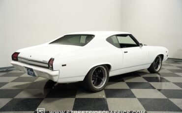 Unknown-Chevelle-1969-White-Black-19