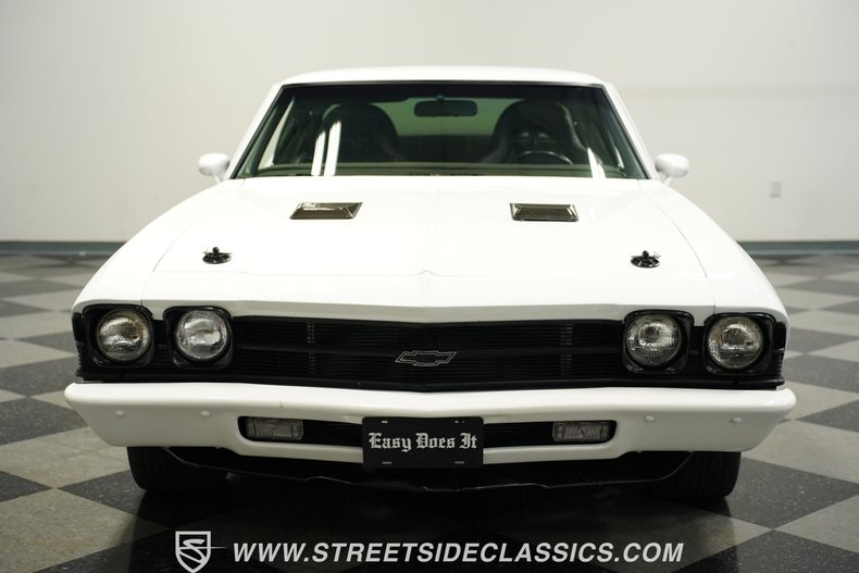 Unknown-Chevelle-1969-White-Black-26