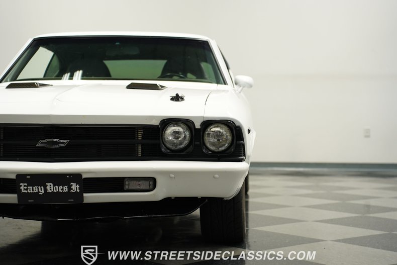 Unknown-Chevelle-1969-White-Black-28